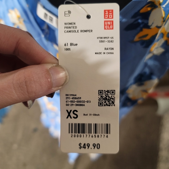 NWT Uniqlo Floral Blue Romper - Picture 4 of 7